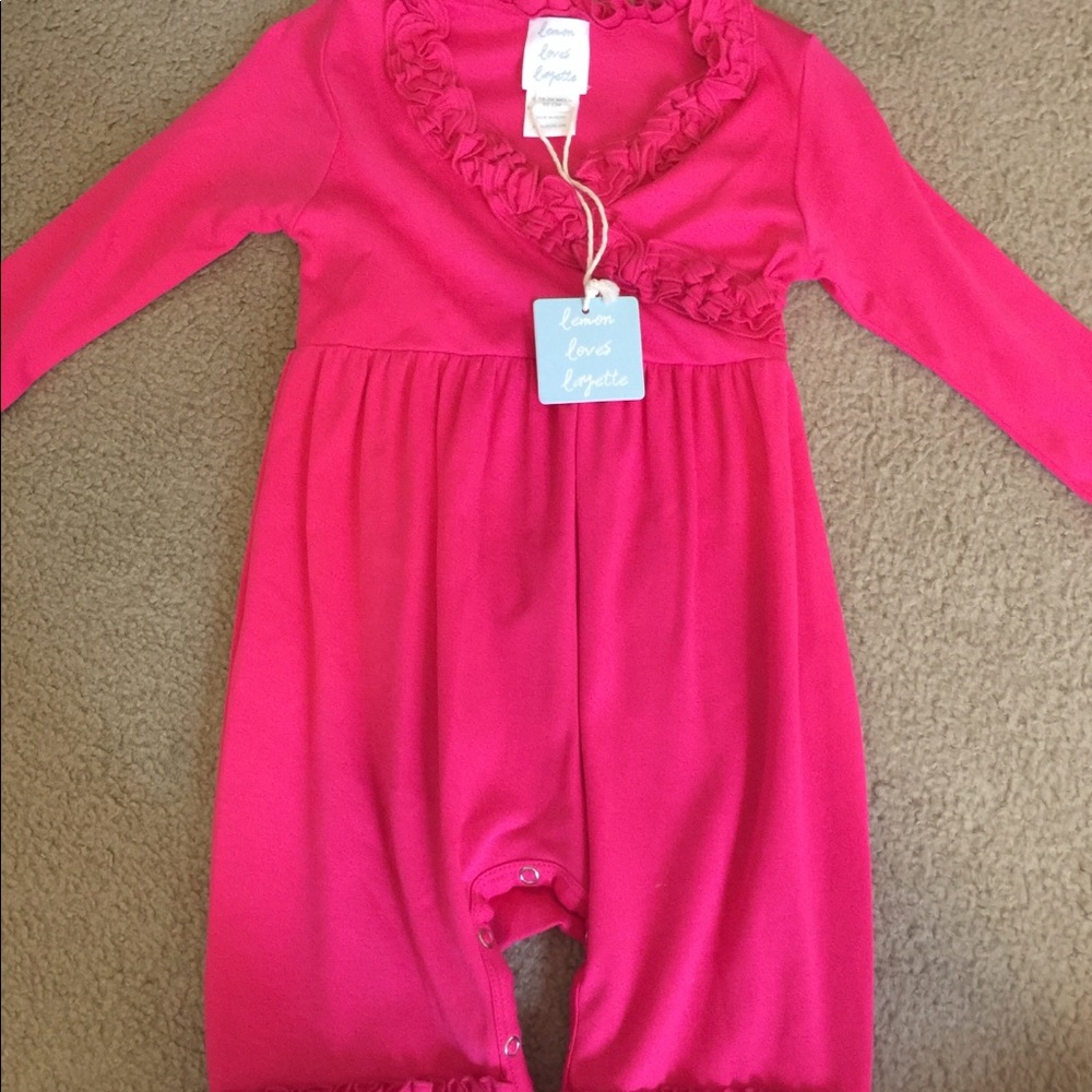 Lemon loves layette romper